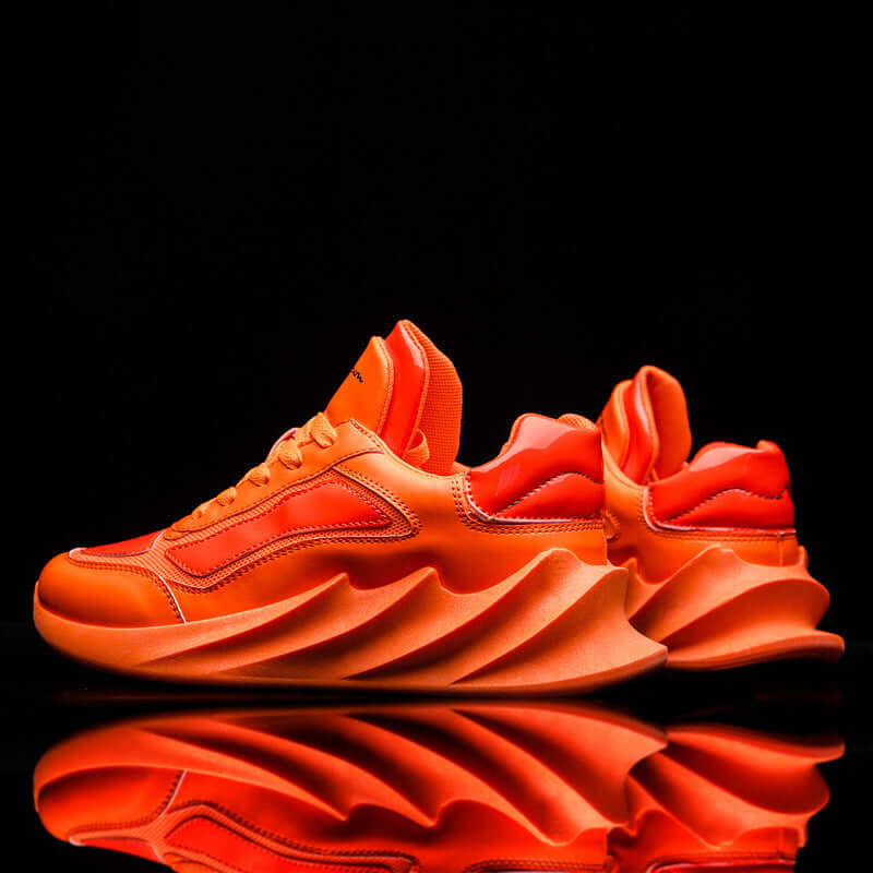 Sports and leisure blade bottom