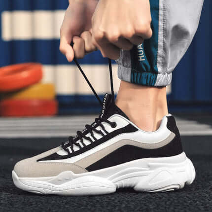 Sports and leisure shoes