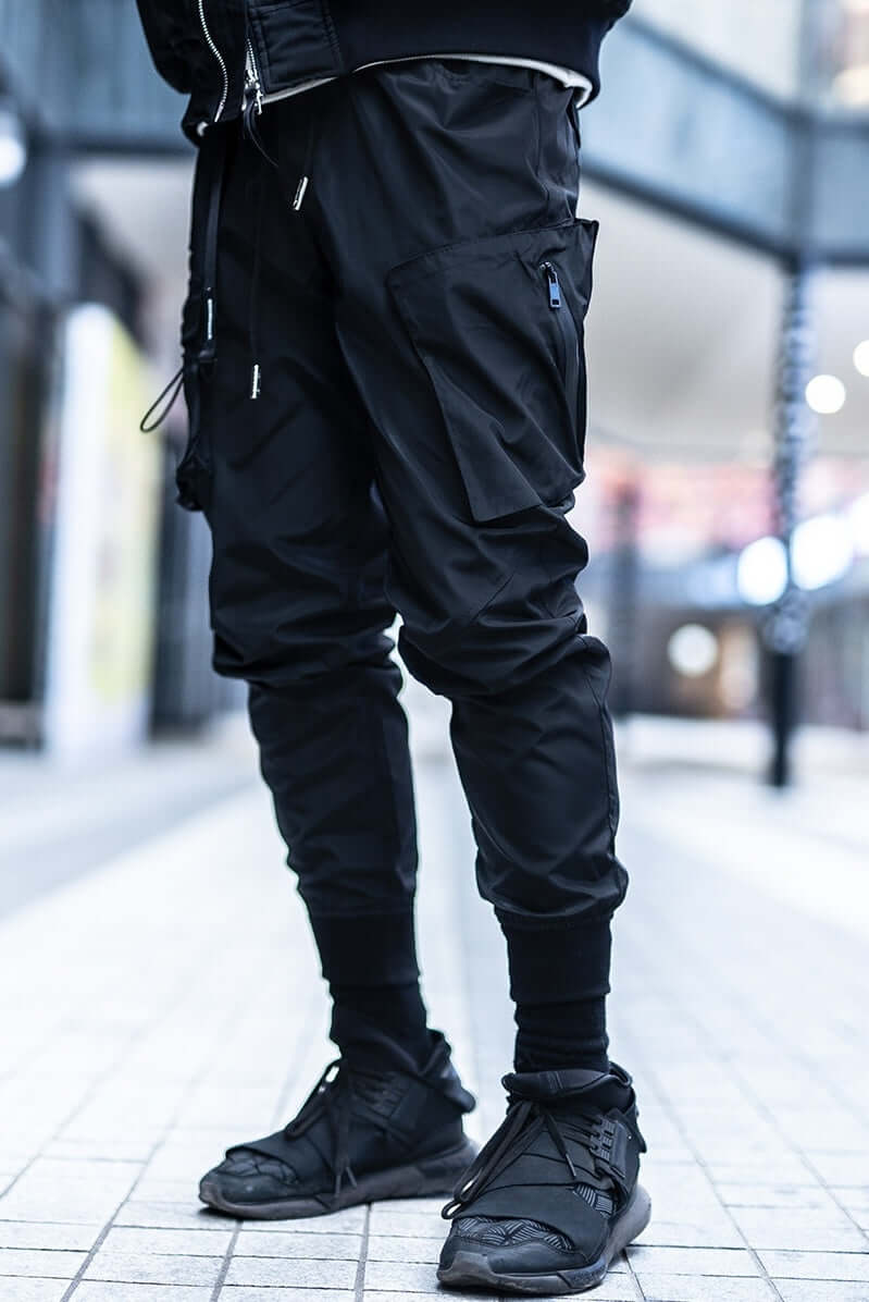 Men's sports and leisure trousers